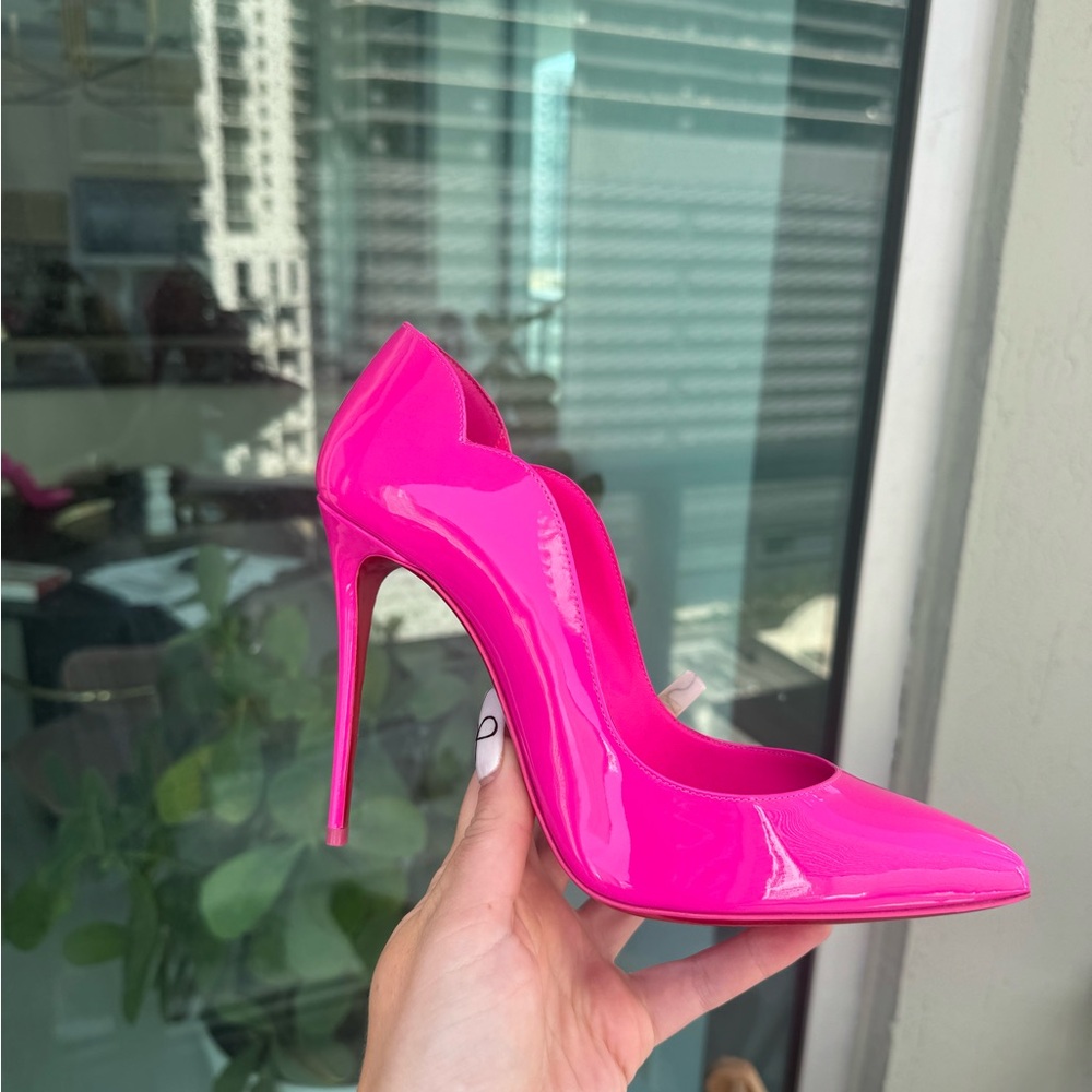 Christian Louboutin Hot Chick 100mm Heels - Picture 2 of 6